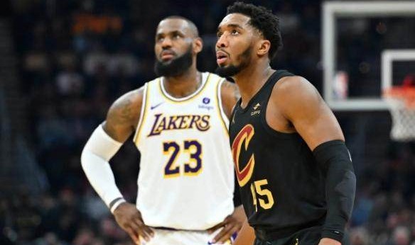 b体育app-绝不帮助詹姆斯 骑士老板永不会将米切尔送往湖人