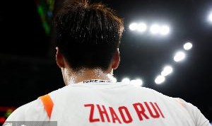 赵睿：越是危险和困难的时候越要往前走 这样我们才能越来越好