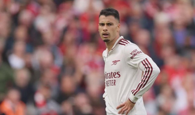 b体育下载-每日邮报：阿森纳曾考虑夏窗出售马丁内利，但缺乏合适的报价