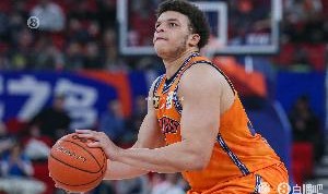 b体育官网-媒体人：上海要引进本土球员&amp;一号位很关键 最重要是提升比赛气质